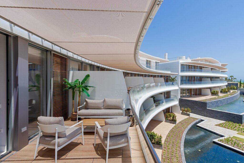 Penthouse in spektakulärer Luxuskomplex  mit direktem Zugang zum Strand in Estepona/Costa del Sol
