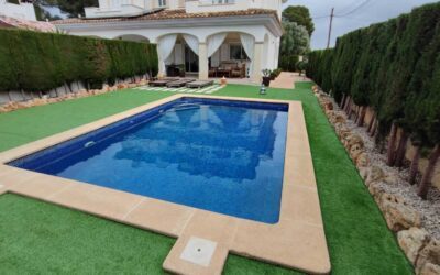 Moderne Doppelhaushälfte mit Pool in Badia Grande, Mallorca